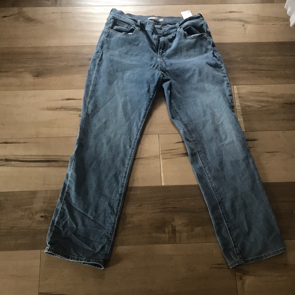 Levi’s straight fit jeans